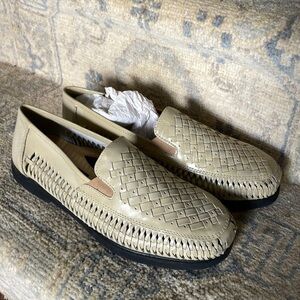 NWB Lion’s Den by Haband loafers